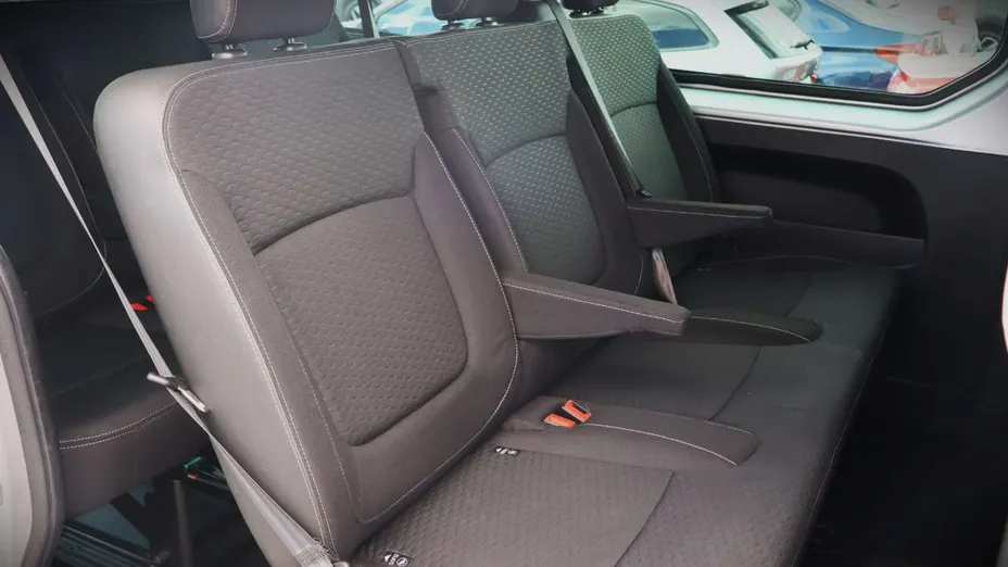 OPEL Vivaro -