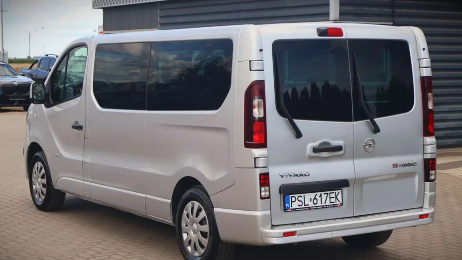 OPEL Vivaro -