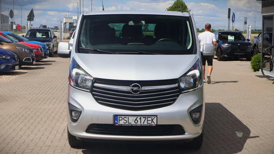 OPEL Vivaro -