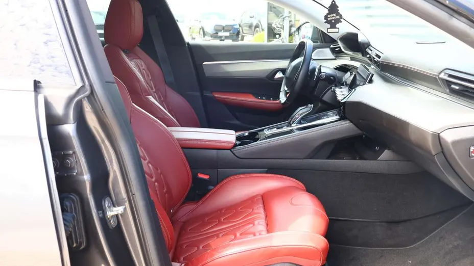 PEUGEOT 508 -