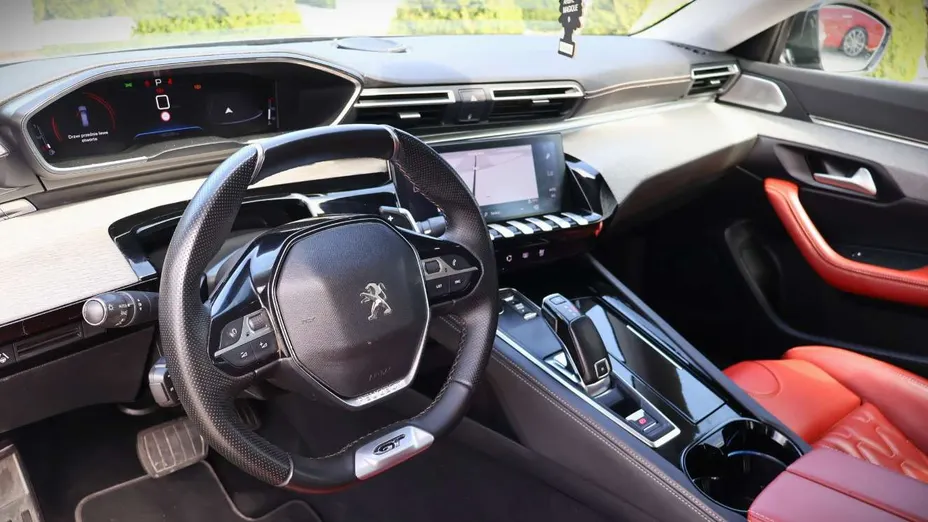 PEUGEOT 508 -
