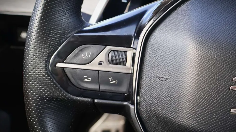 PEUGEOT 508 -