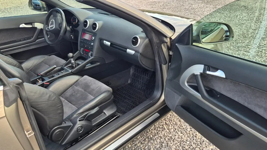 AUDI A3 Cabrio -