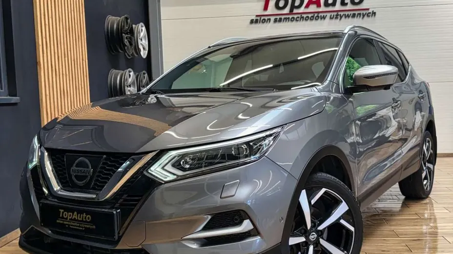 NISSAN Qashqai -