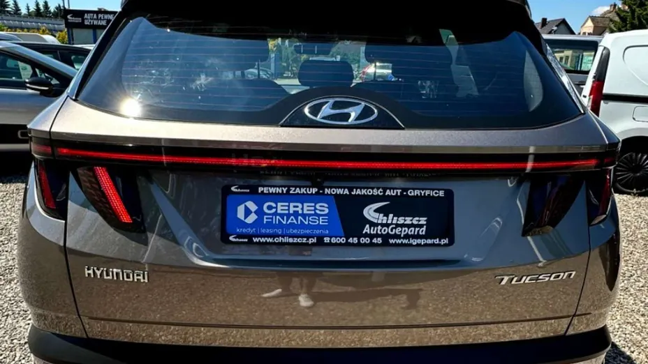 HYUNDAI Tucson -