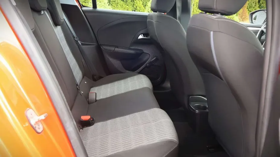 OPEL Corsa -