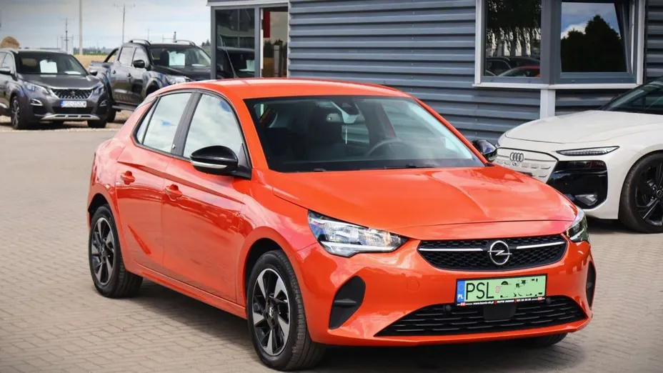 OPEL Corsa -