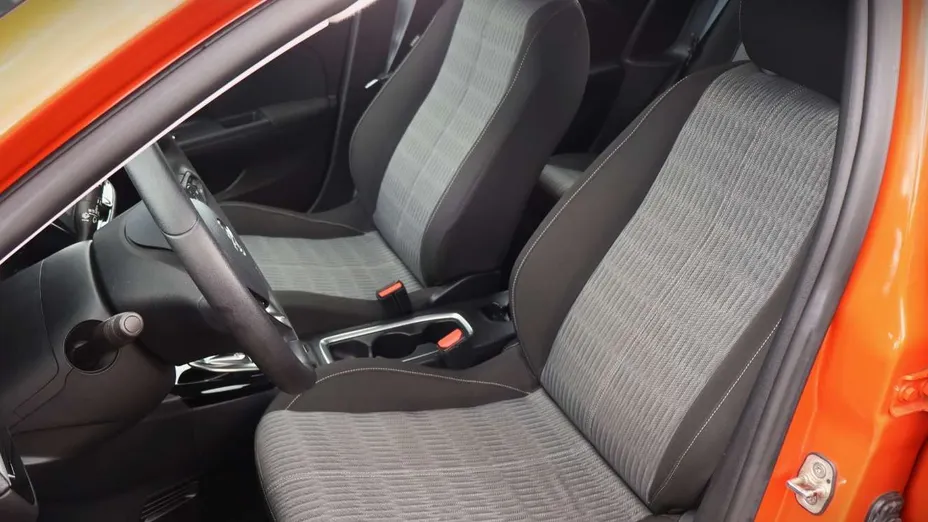 OPEL Corsa -