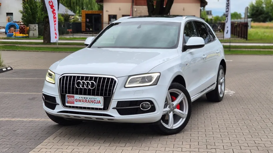 AUDI Q5 -