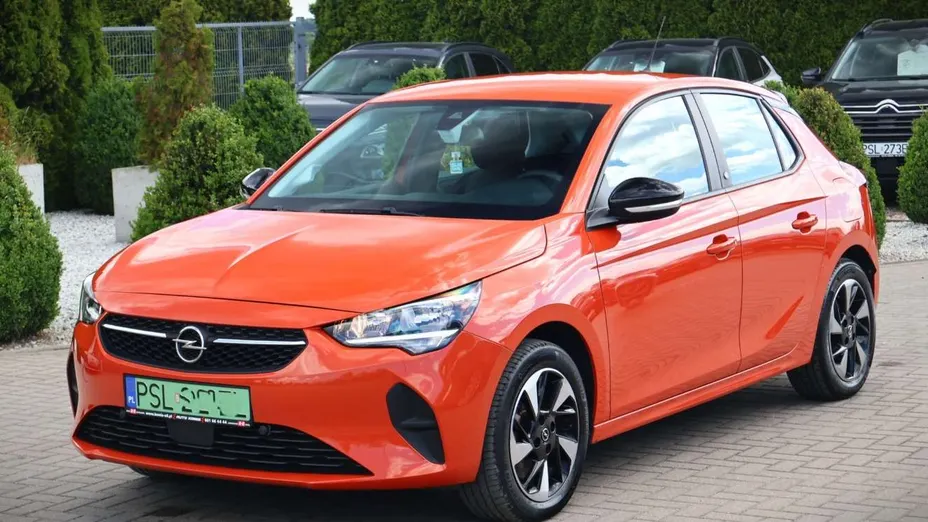 OPEL Corsa -