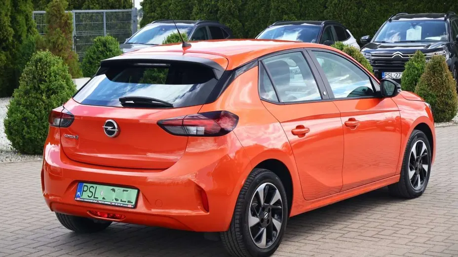OPEL Corsa -