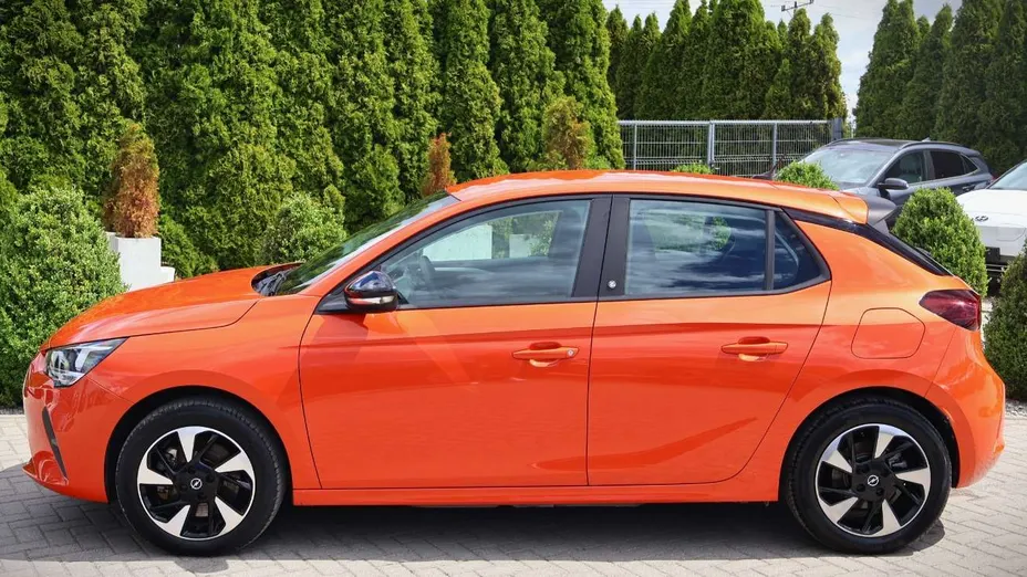 OPEL Corsa -