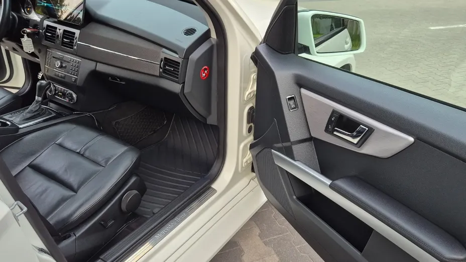 MERCEDES-BENZ GLK -