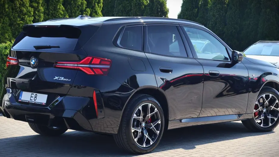 BMW X3 -