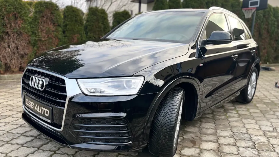 AUDI Q3 -