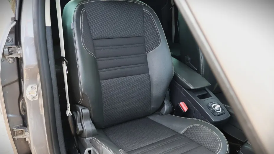 RENAULT Scenic -