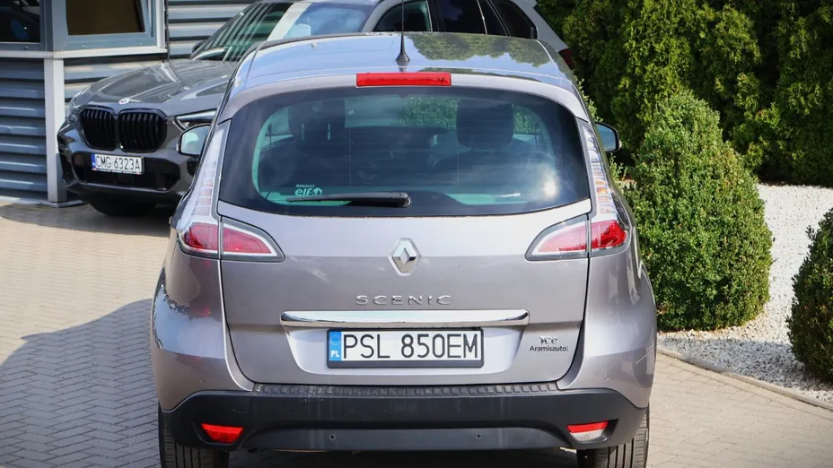 RENAULT Scenic -