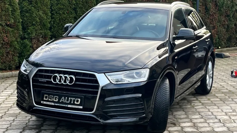 AUDI Q3 -