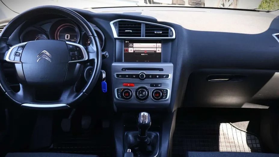CITROEN C4 -