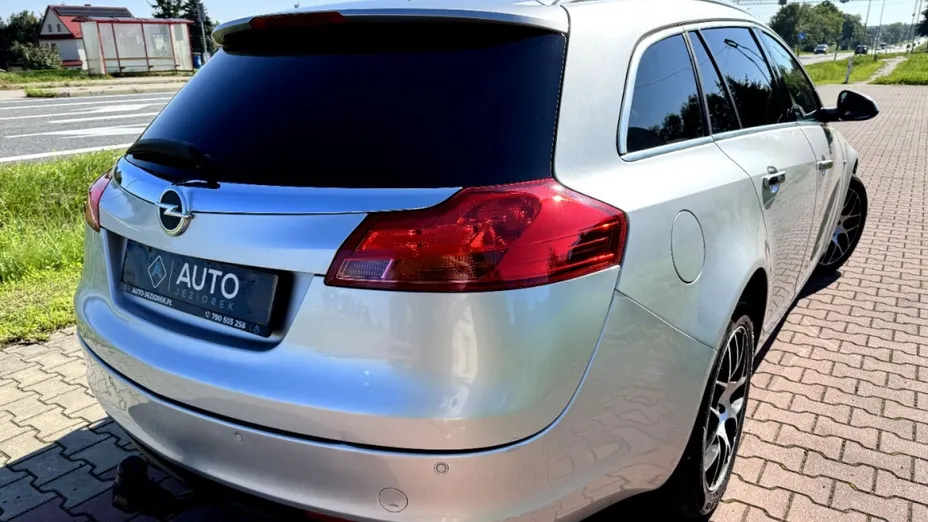 OPEL Insignia -