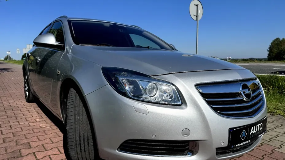 OPEL Insignia -