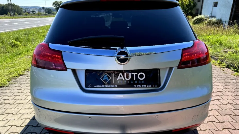 OPEL Insignia -