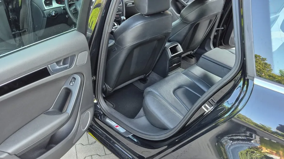 AUDI A4 Avant -