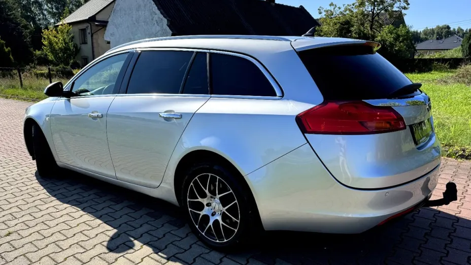 OPEL Insignia -