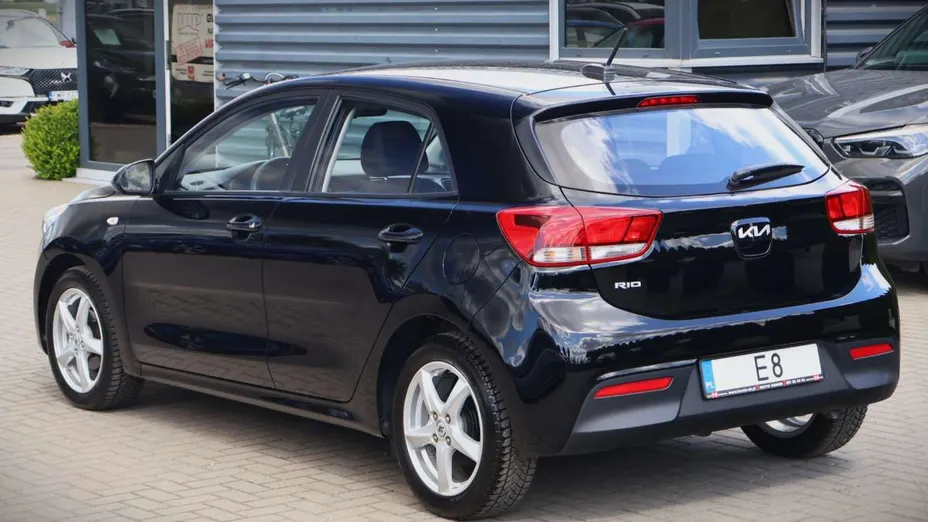 KIA Rio -