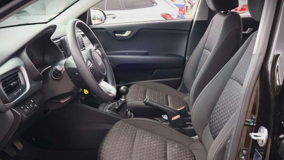 KIA Rio -