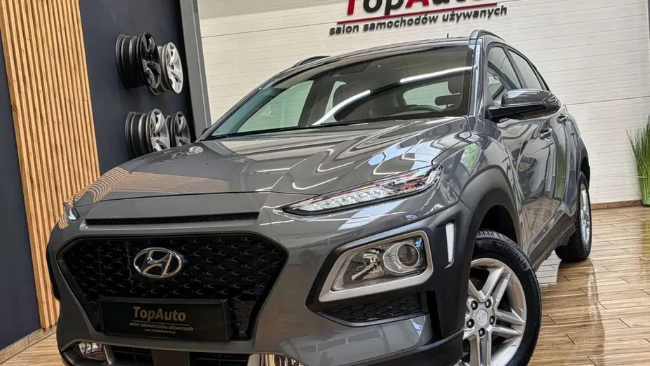 HYUNDAI Kona -