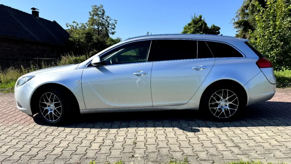 OPEL Insignia -