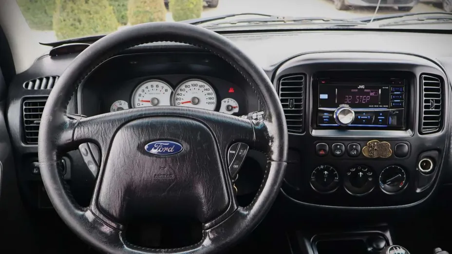 FORD Maverick -