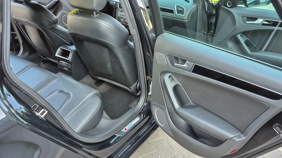 AUDI A4 Avant -