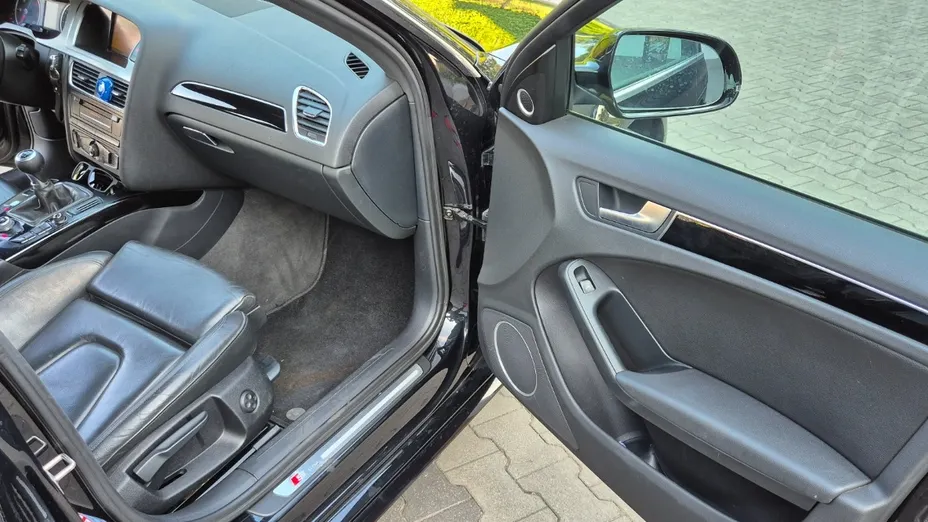 AUDI A4 Avant -