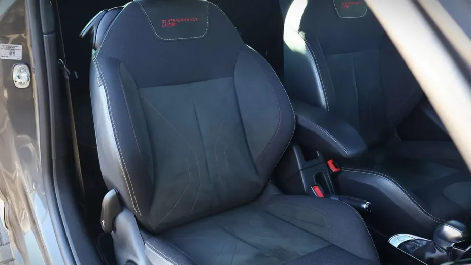 CITROEN DS3 -
