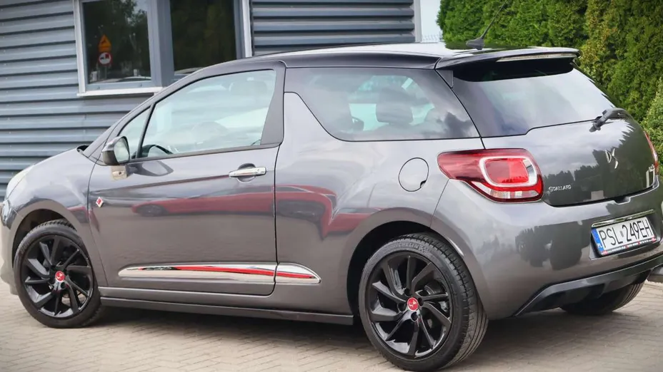 CITROEN DS3 -