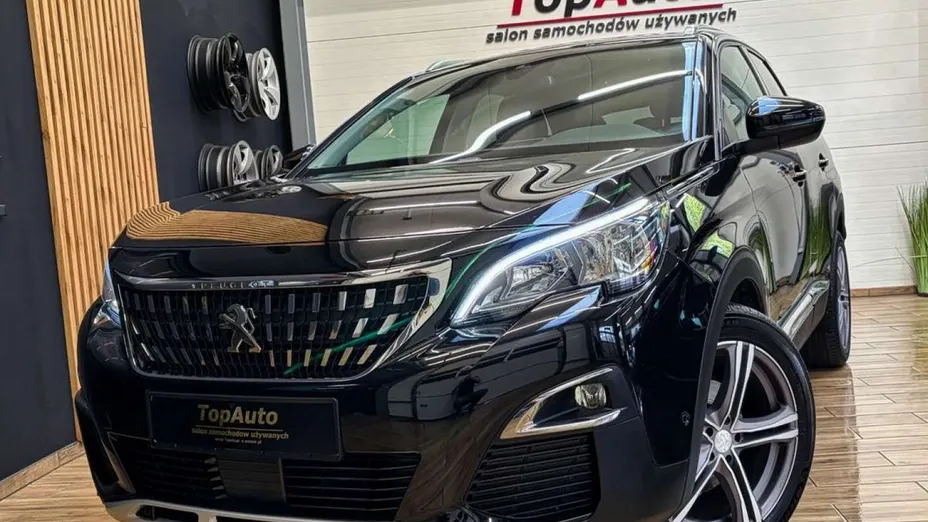 PEUGEOT 3008 -