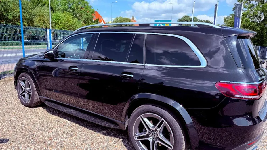 MERCEDES-BENZ GLS -