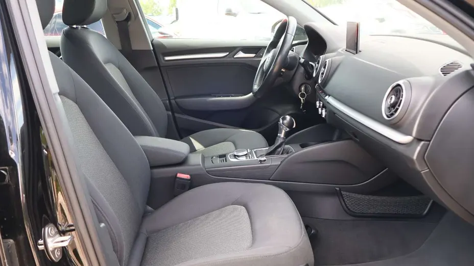 AUDI A3 Sportback -