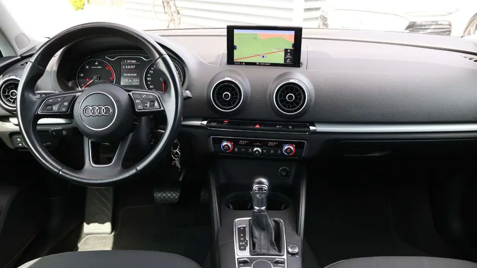 AUDI A3 Sportback -