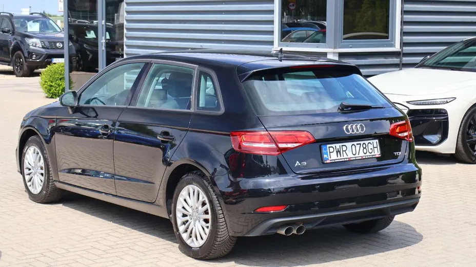 AUDI A3 Sportback -