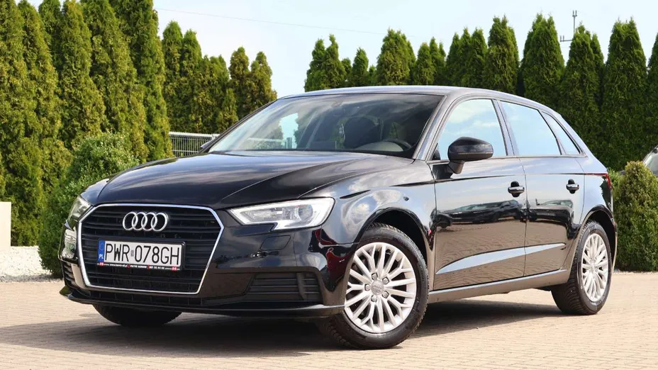 AUDI A3 Sportback -