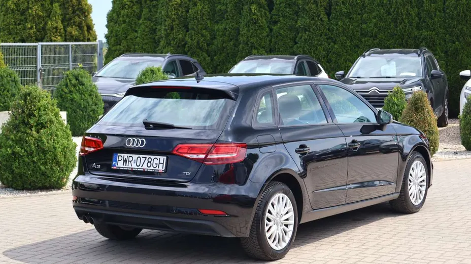 AUDI A3 Sportback -