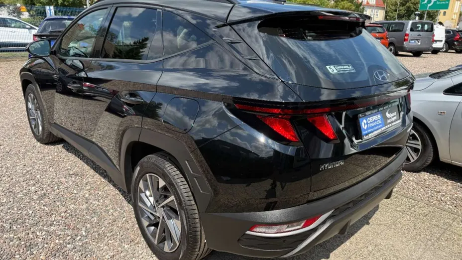 HYUNDAI Tucson -