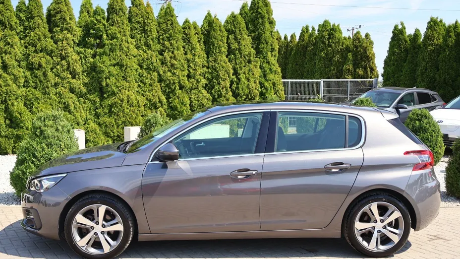 PEUGEOT 308 -