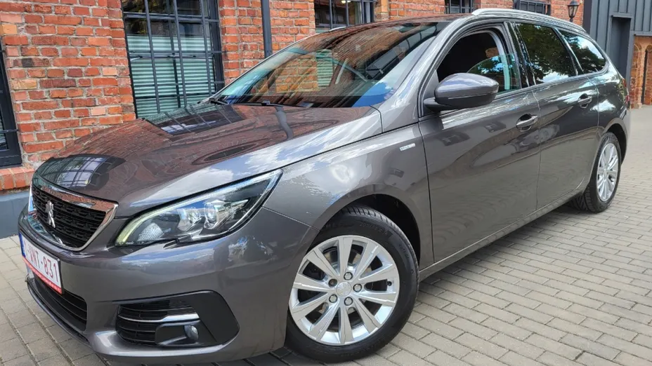 PEUGEOT 308 -