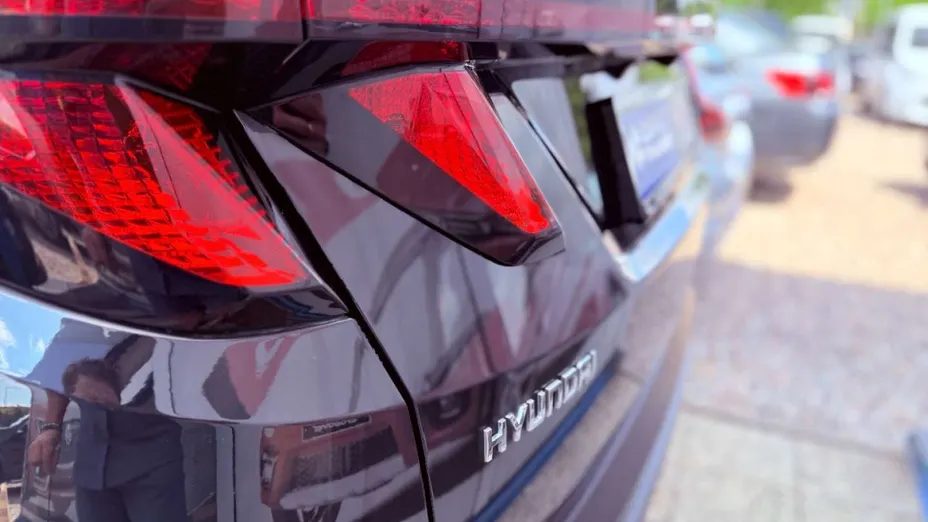 HYUNDAI Tucson -