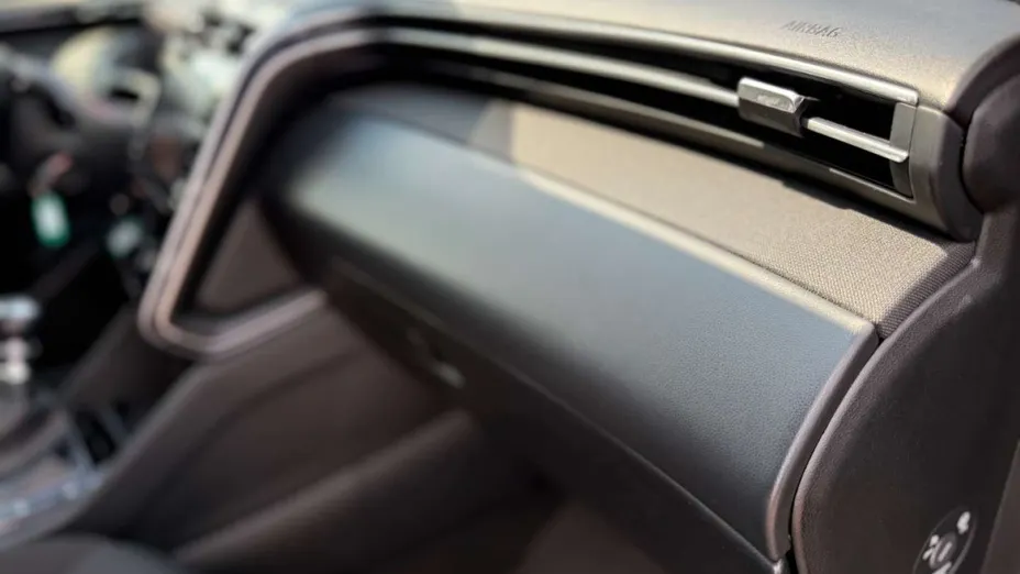 HYUNDAI Tucson -
