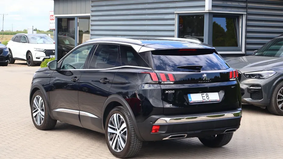PEUGEOT 3008 -